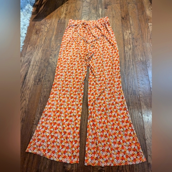 Arula Floral-print ribbed knit pants High waist.Fitted silhouette. Flare Sz 0x - Picture 3 of 14